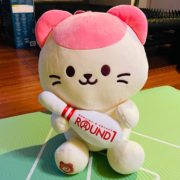 NWT Anirollz Round1 Exclusive Kittiroll 13” plushie - Picture 1 of 4